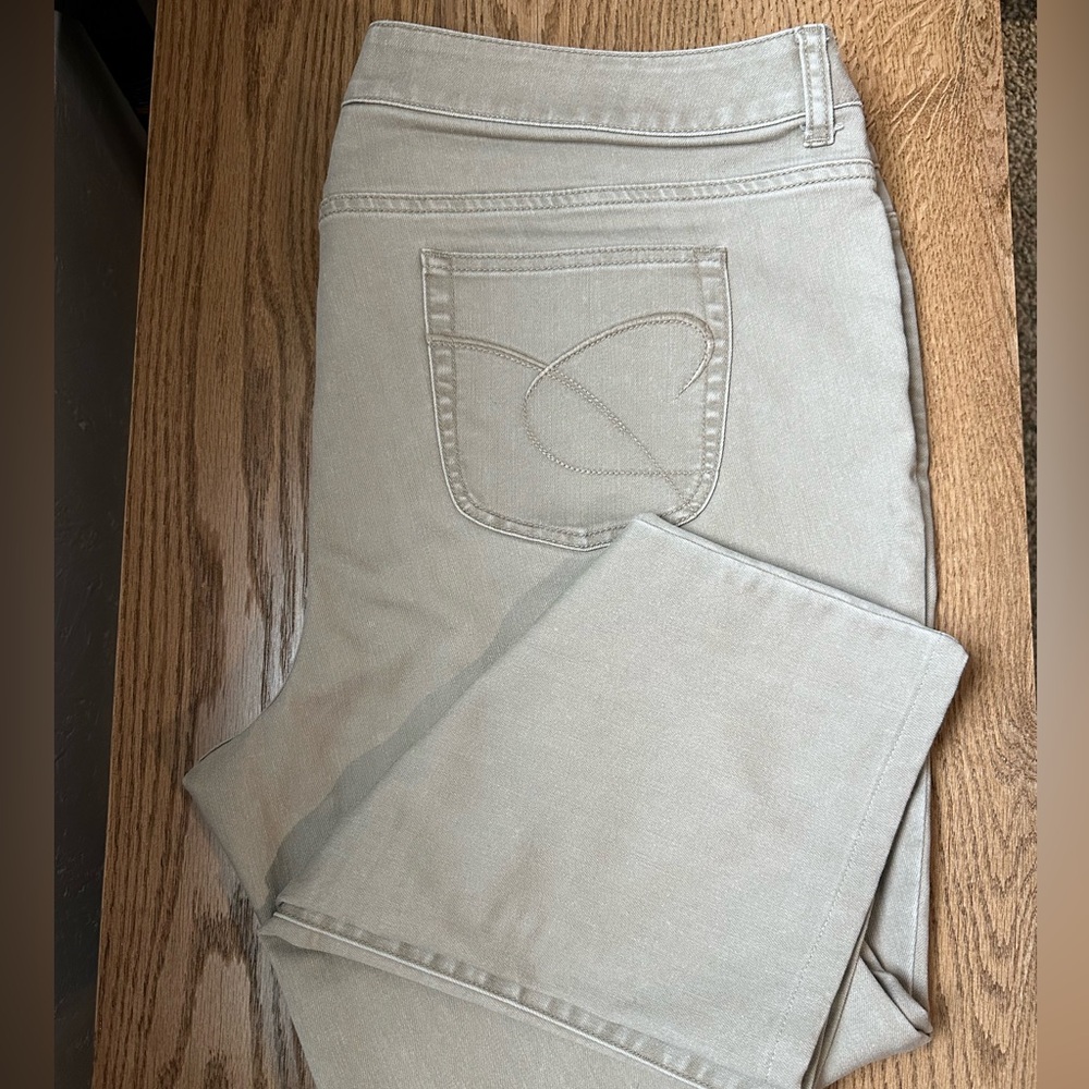 Chicos tan jeans